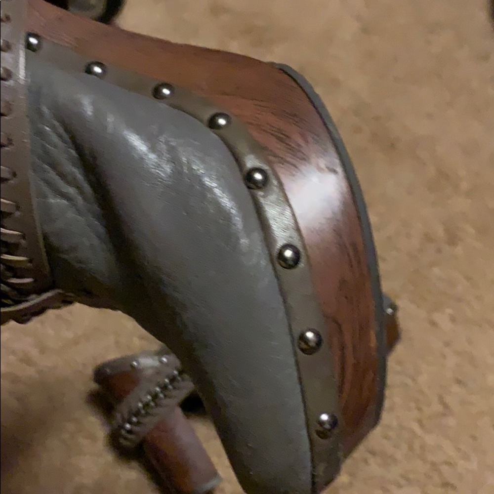 Clogs - Picture 6 of 8